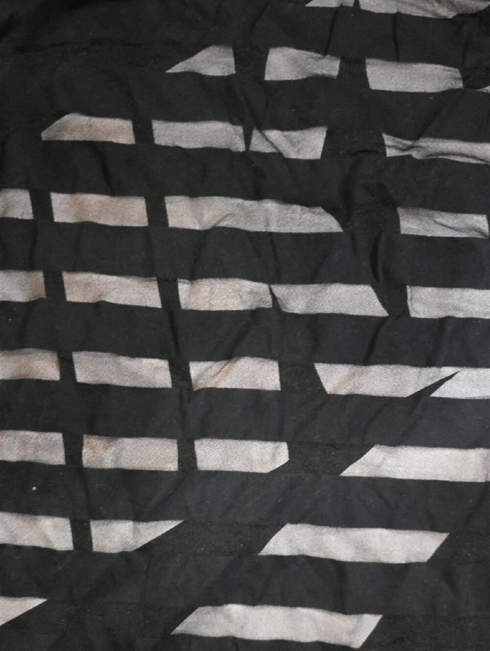 Nike Black Short-Sleeve Tee with Gray Diagonal Stripe Graphic - Picture 3 of 8